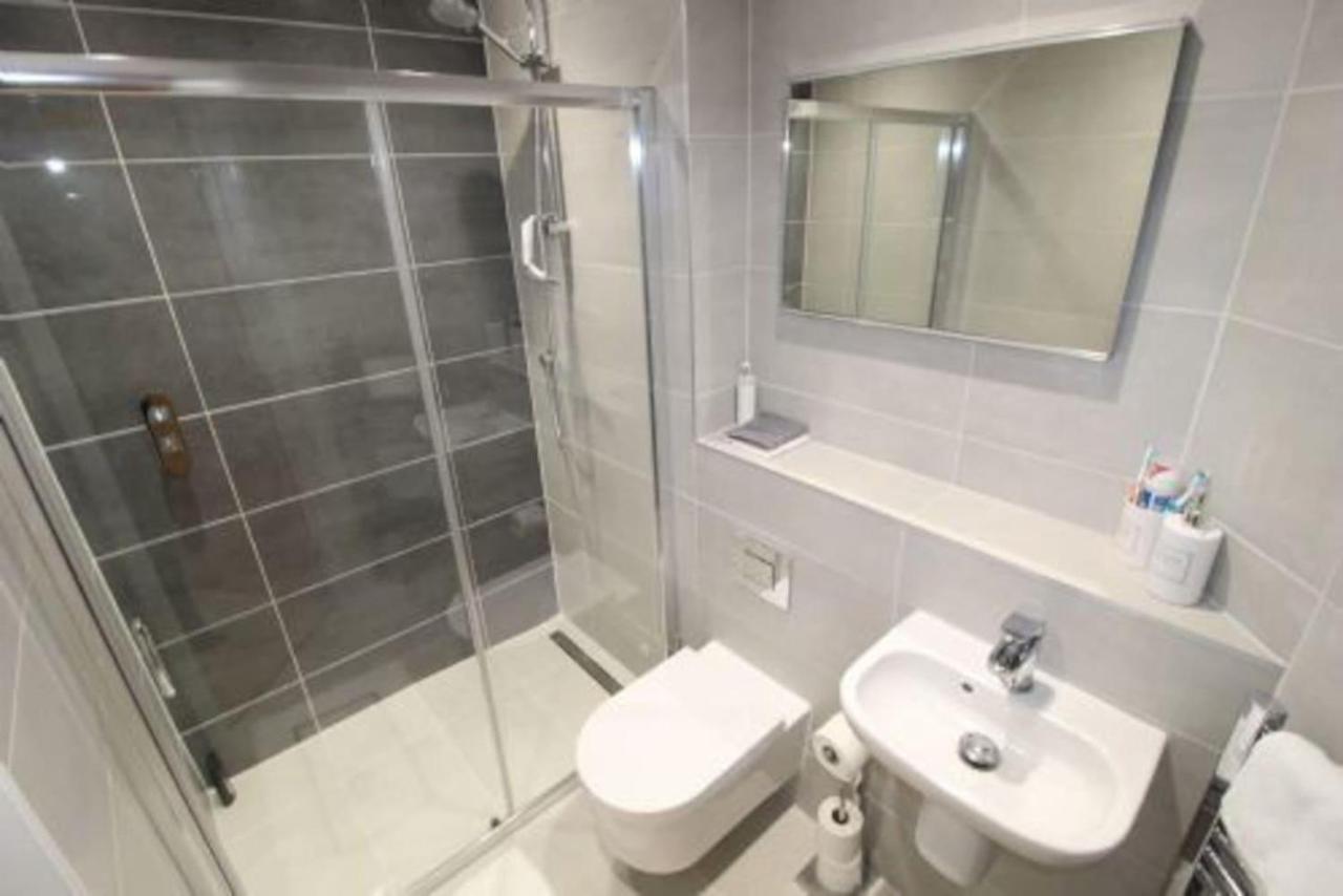 Middle Chine - 2 Bedroom Holiday Home Bournemouth Eksteriør bilde